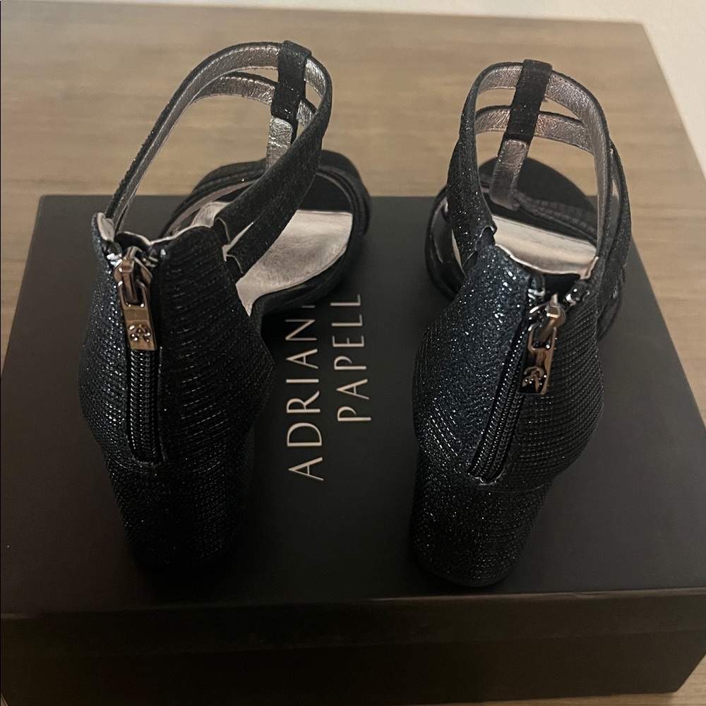 Adrianna Papell Anella Black Gavi Glitter Heels 9.5 NIB - Picture 3 of 5